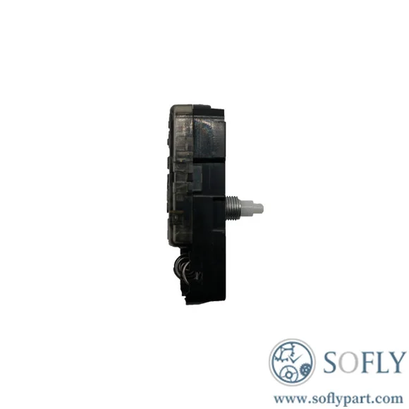 RHYTHM 1102X00R Continuous Sweep Screw-On Quartz Clock Movement - Image 3
