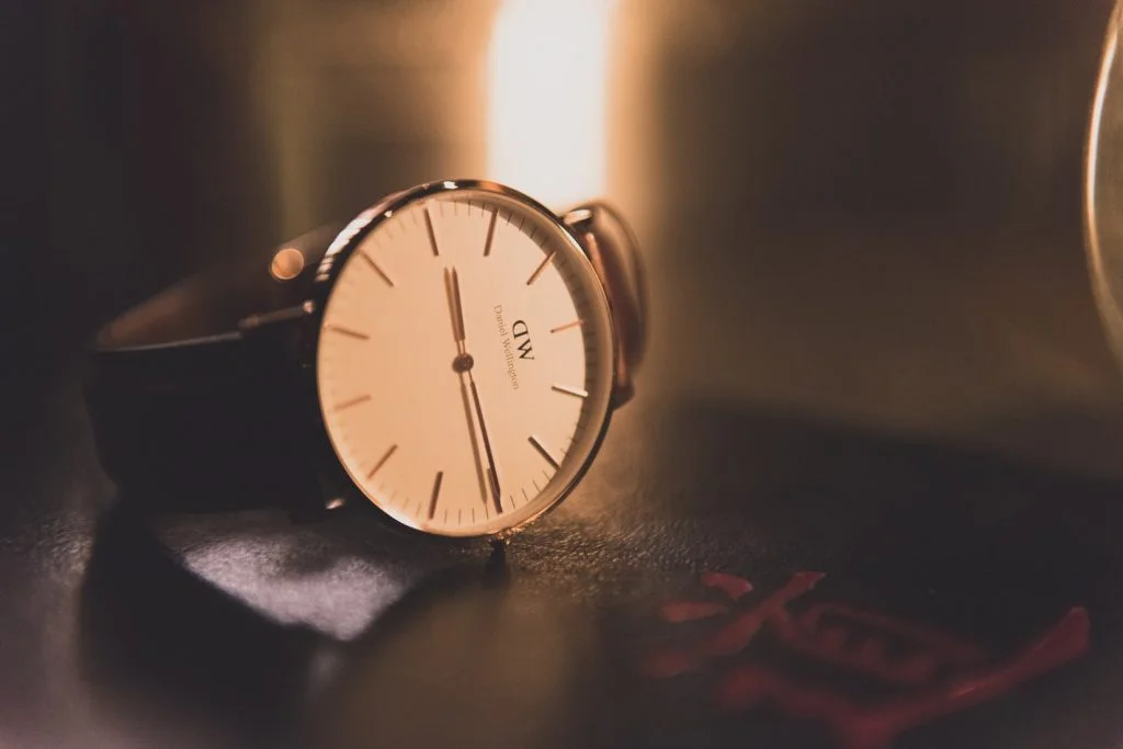 Watch with 2 batteries