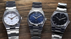 3 colors of Tissot’s Swiss quartz watch on the table