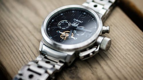 Professional dive watches
