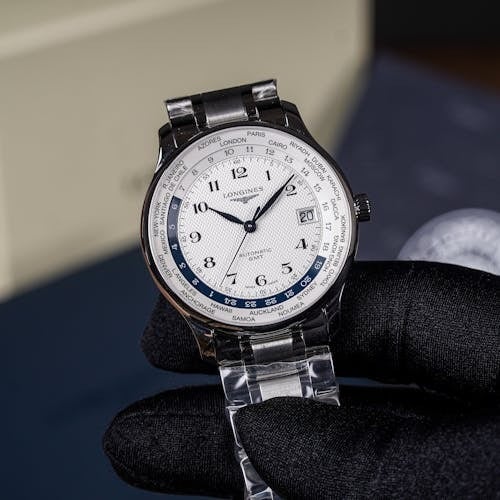 A watch bezel