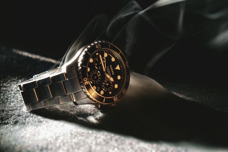 how fast is too fast for an automatic watch