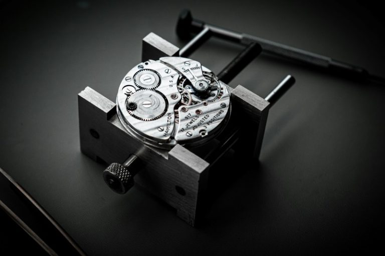 watch movement holder guide